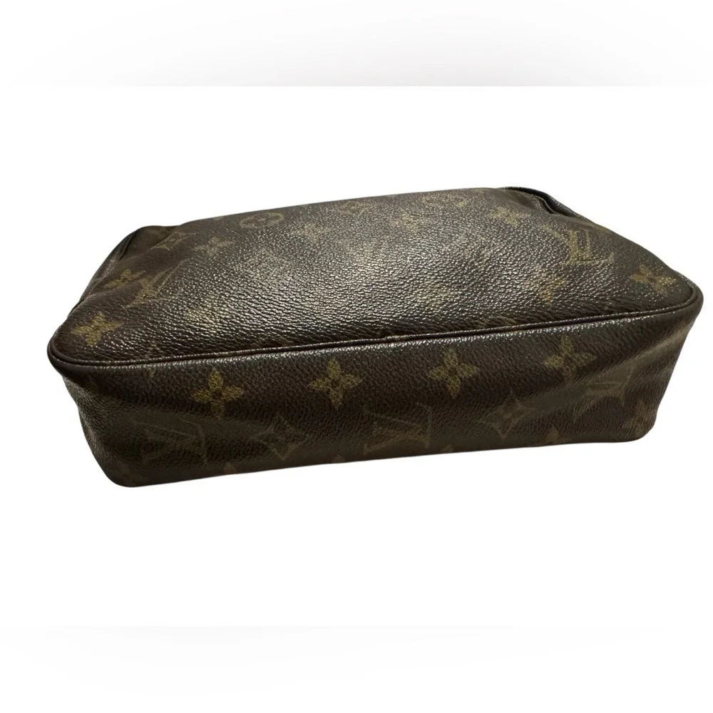 Vintage Louis Vuitton Monogram Toiletry Bag